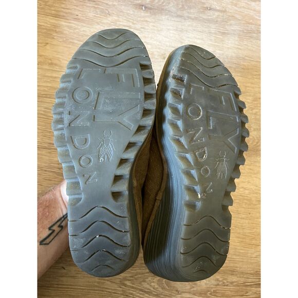 FLY London Beige Yala Perforated Peep Toe Wedges Shoes  Women's Sz US 6.5 EUR 37 - Picture 8 of 8